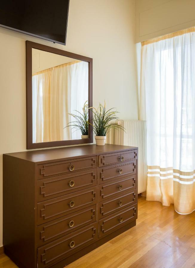 אתונה Classy 2 Bedroom Apartment Near Acropolis & Metro מראה חיצוני תמונה