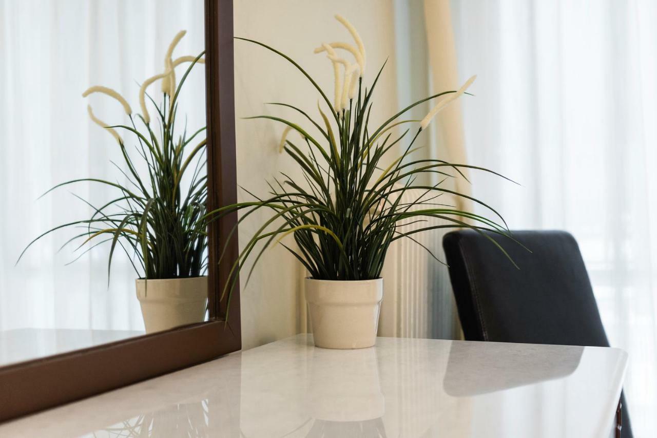 אתונה Classy 2 Bedroom Apartment Near Acropolis & Metro מראה חיצוני תמונה